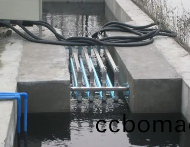 紫(zi)外線消(xiao)毒器